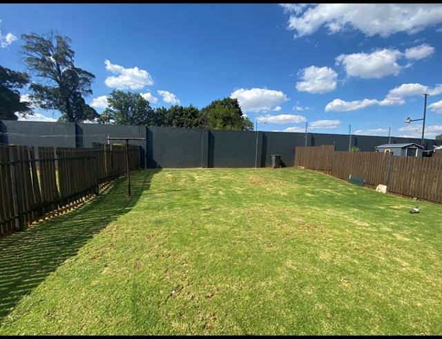 3 BEDROOM SECTIONAL TITLE FOR SALE IN COMET